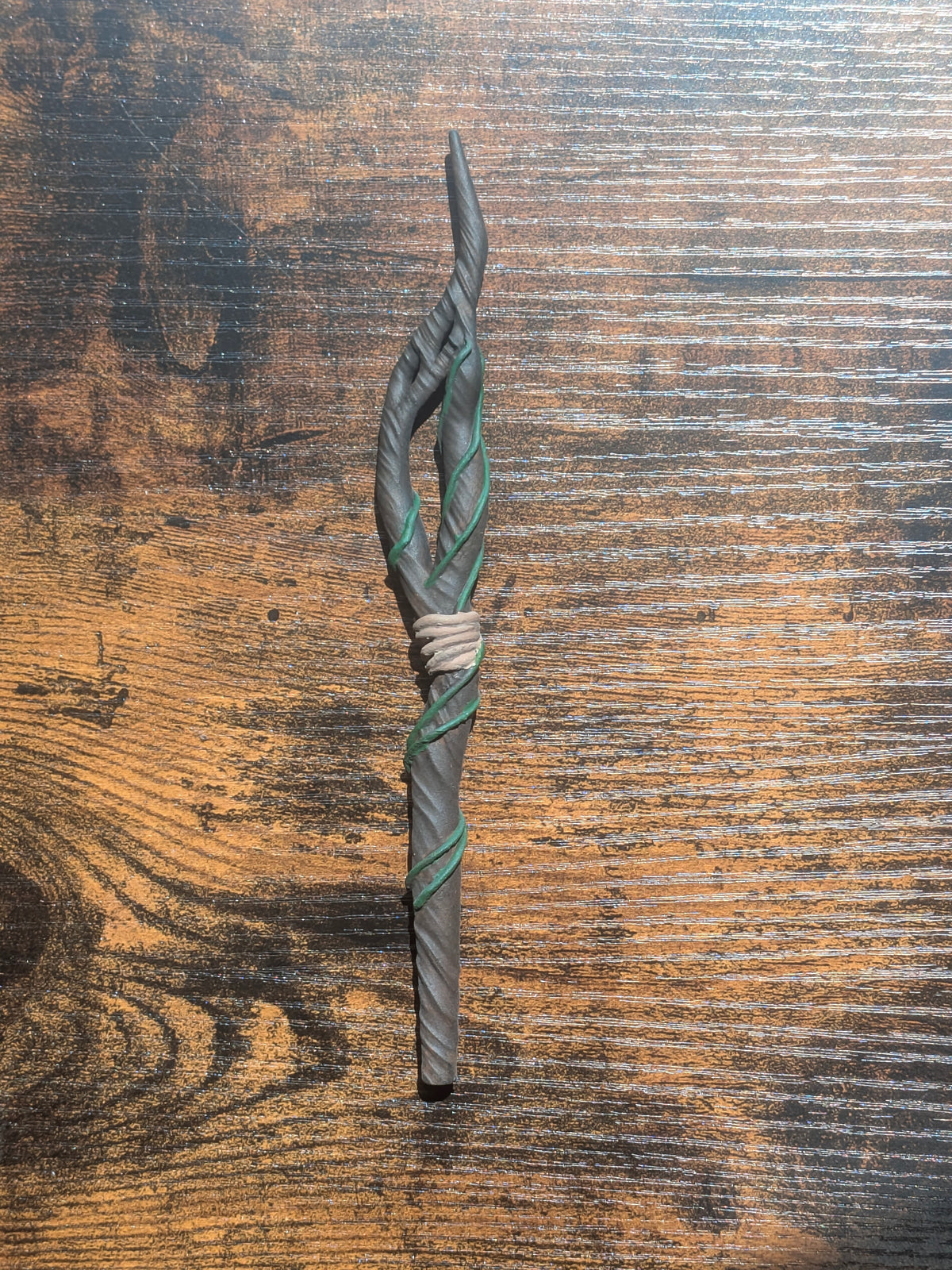 Darkwood Vine - Resin Pen