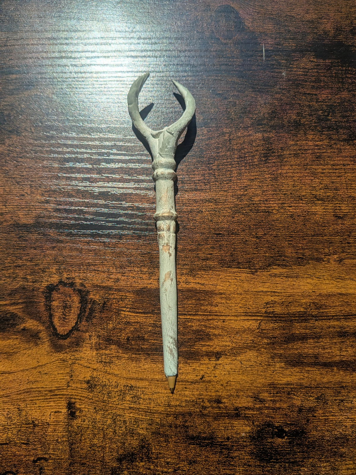 Twisted Bident - Resin Pen